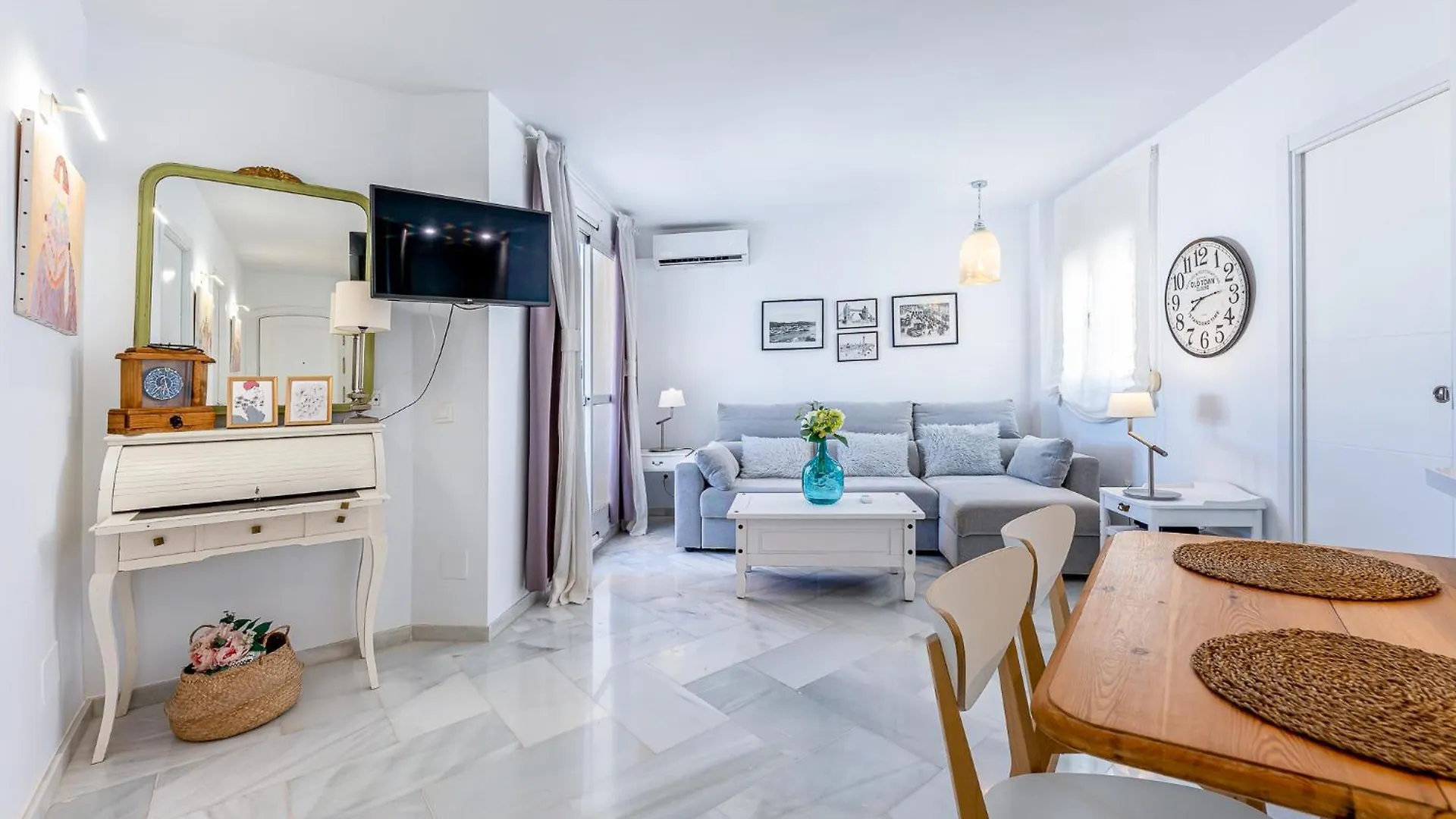 Holiday Rental Apartment Puerto Marina Benalmadena Sea View - 1 Minuto De La Playa Vista Al Mar Spanien